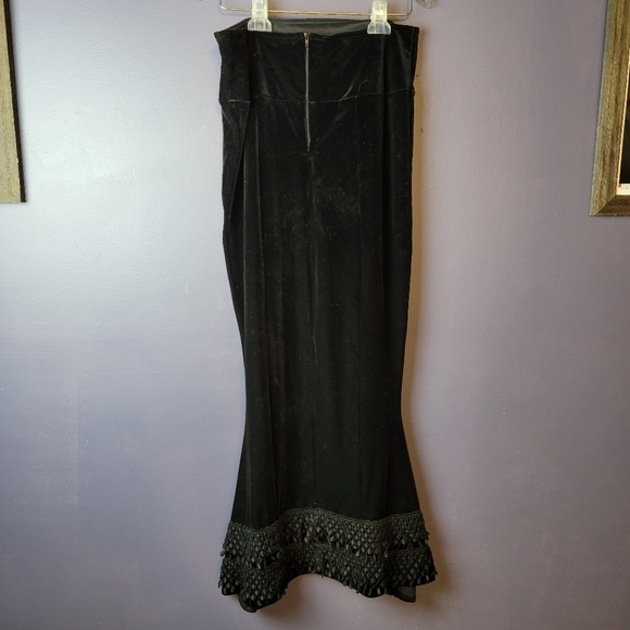 Vintage Catherine Coatney Velvet Morticia Wiggle Skirt - Picture 2 of 3